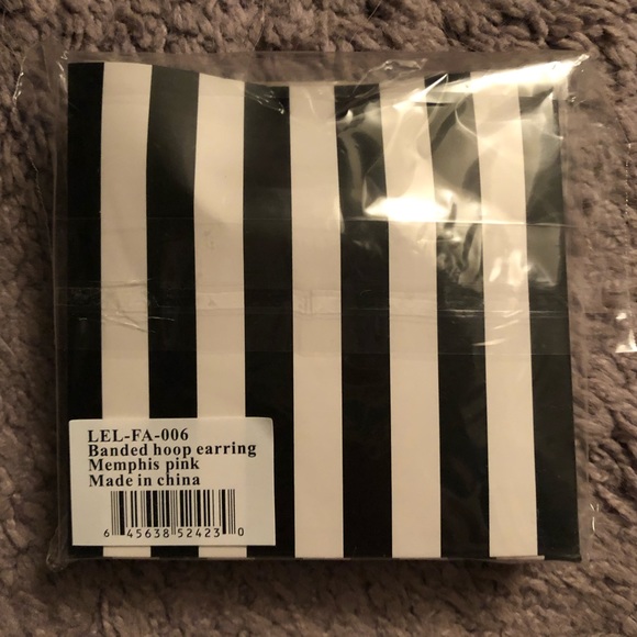 NWT! Lele Sadoughi Banded Hoop Earring - Picture 4 of 7